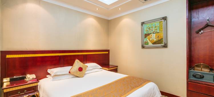 平顶山平安大厦(和平路步行街丹尼斯店)图片