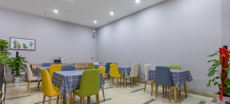 如家睿柏·云酒店(上海金山张堰镇中侨学院店)图片