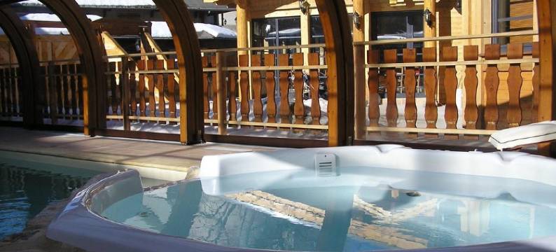 洛吉斯莱斯奥塔内斯酒店及水疗中心(Logis Hôtel & Spa les Autanes)图片