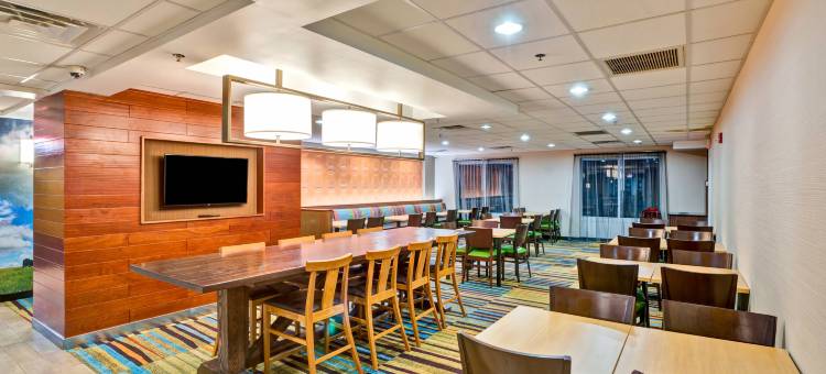 克里斯琴斯堡万豪万枫酒店(Fairfield Inn & Suites Christiansburg)图片