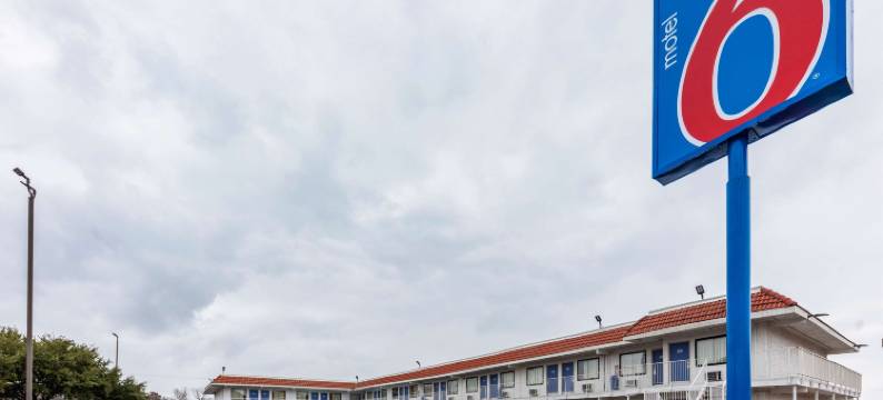 德克萨斯北里奇兰希尔斯 6 号汽车旅馆(Motel 6 North Richland Hills, TX)图片
