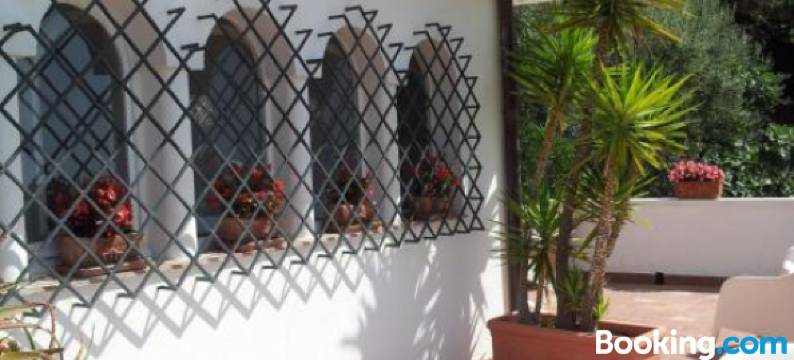 达芙妮别墅酒店(Villa Dafne Gulf Views Pool and Guest Services by Feeling Italy)图片