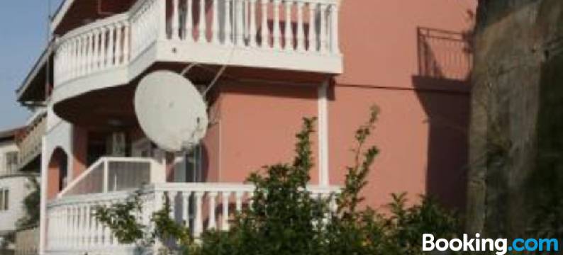 欧米茄公寓酒店(Omega Apartments)图片