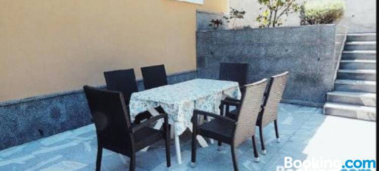 玛塔别墅公寓(Apartments Villa Marta)图片
