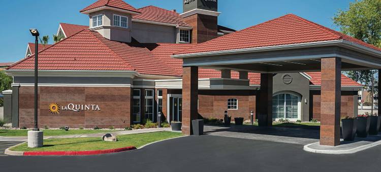 凤凰城钱德勒拉昆塔温德姆套房酒店(La Quinta Inn & Suites by Wyndham Phoenix Chandler)图片