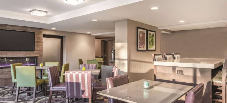 哥伦比亚米德堡拉昆塔温德姆套房酒店(La Quinta Inn & Suites by Wyndham Columbia / Fort Meade)图片