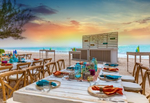 The Westin Grand Cayman Seven Mile Beach Resort & SpaHotel Overview