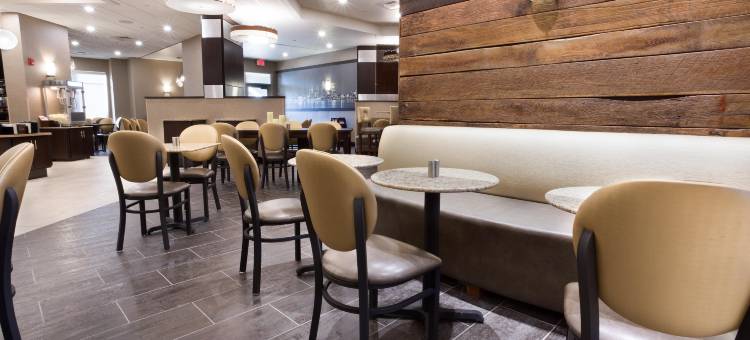 路易斯威尔北德鲁里套房酒店(Drury Inn & Suites Louisville North)图片