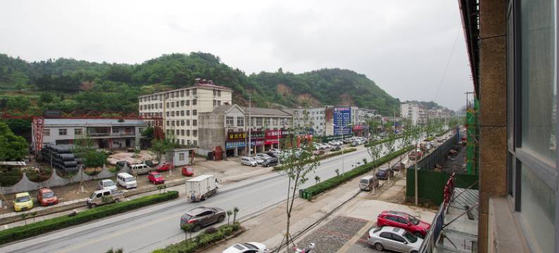 新县万帮宾馆图片