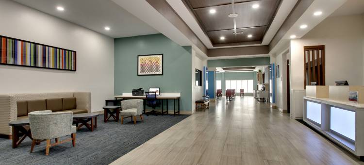 智选假日套房酒店月桂树(Holiday Inn Express & Suites Laurel)图片