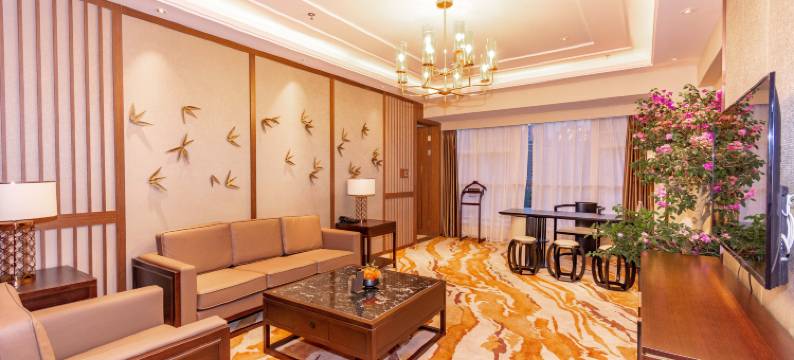 华美达酒店(武汉青山江滩店)图片