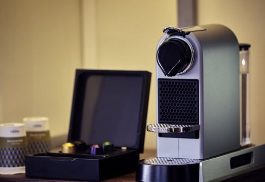 Hôtel Mercure Paris Arc de Triomphe Étoile Hotel Overview