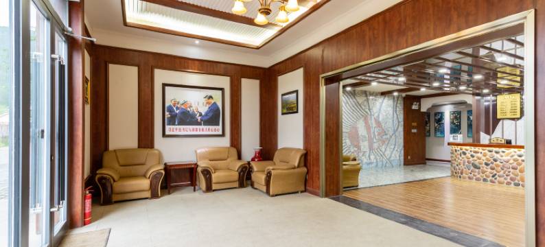 喀纳斯仙峰大酒店图片