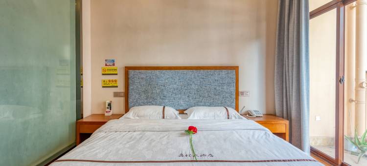 勐腊鑫钰大酒店图片