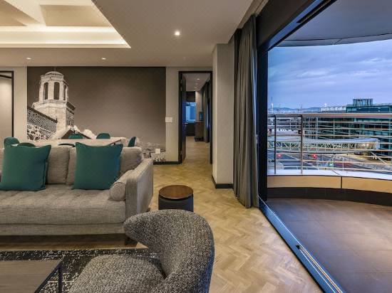 The Onyx Apartment Hotel Hotel Reviews And Room Rates