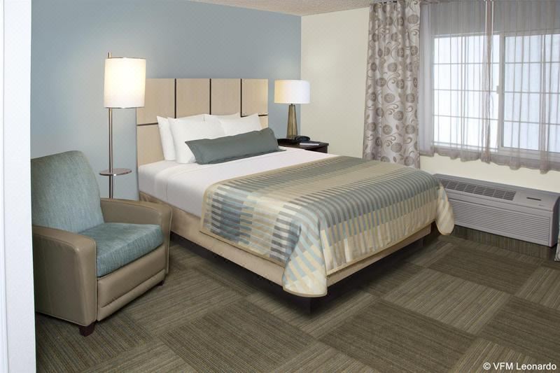 Candlewood Suites Detroit Ann Arbor Hotel Reviews And Room - 