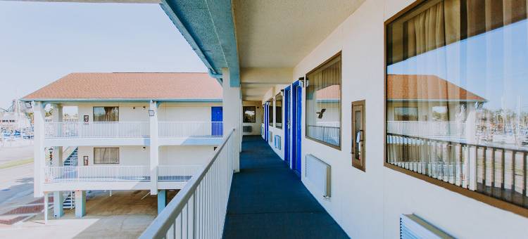 苏格兰套房酒店 - 近克马海滨步道(Scottish Inn & Suites - Kemah Boardwalk)图片
