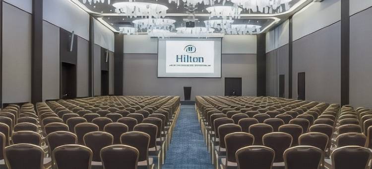 圣彼得堡国际展览中心希尔顿酒店(Hilton Saint Petersburg Expoforum Hotel)图片