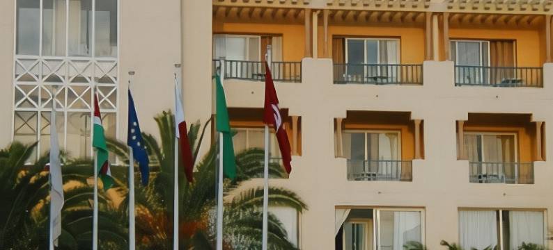 Corinthia Khamsa图片