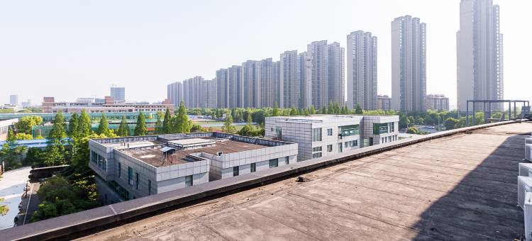 易佰良品酒店(南京东南大学诚信大道地铁站店)图片