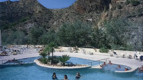 溫泉