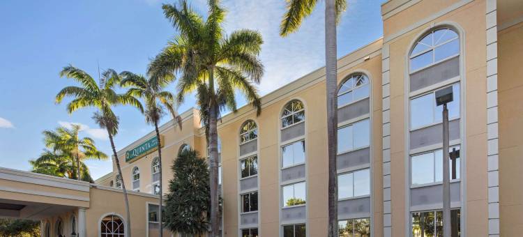 黎明城拉昆塔温德姆套房酒店(La Quinta Inn & Suites by Wyndham Sunrise)图片