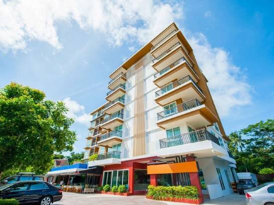 普吉島奈涵套房酒店