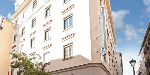 洛斯孔德斯酒店