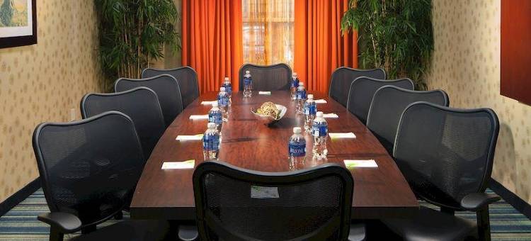 奥兰多莱克布纳维斯塔万豪别墅万枫套房酒店(Fairfield Inn & Suites by Marriott Orlando Lake Buena Vista in The Marriott Village)图片