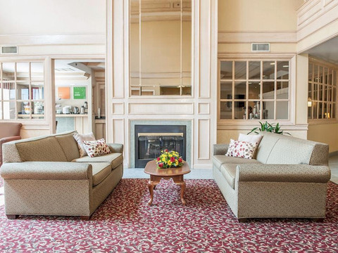 凯富国际全套房酒店(SureStay by Best Western 马里恩)