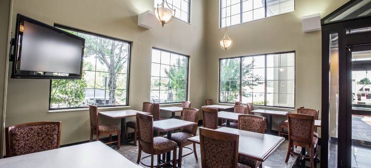 德卢斯I-85 凯隆全套房酒店(Spark by Hilton Duluth)图片