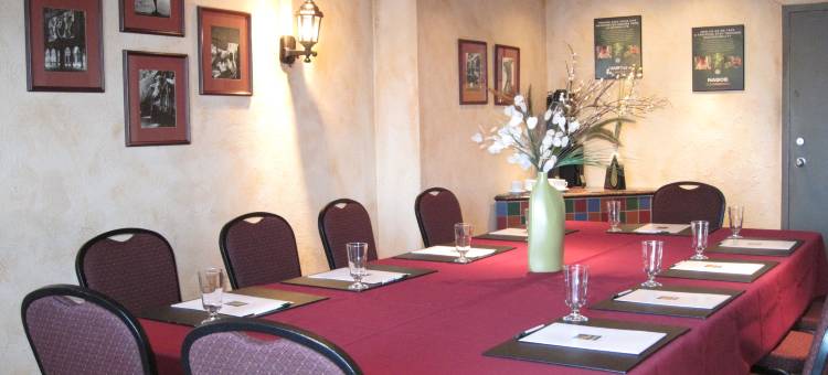 蒙特利尔东凯艺套房酒店(Quality Inn and Suites Montreal East)图片