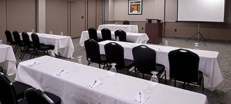 温德姆华美达广场维吉尼亚海滩海滨酒店(Ramada Plaza by Wyndham Virginia Beach Oceanfront)图片