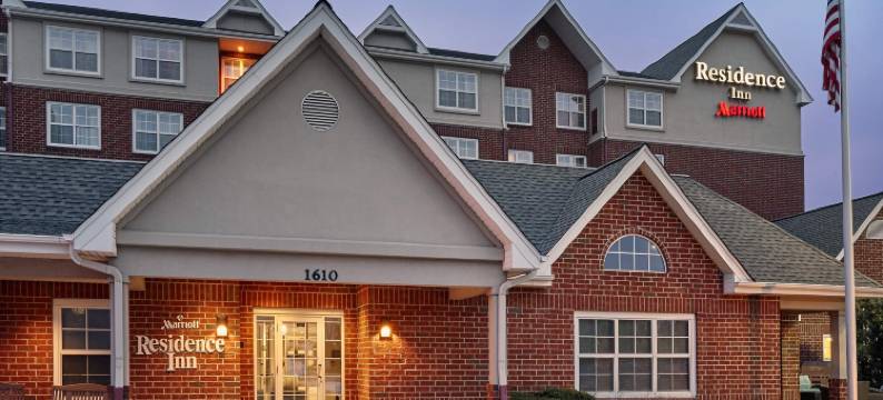 芝加哥绍姆堡/伍德菲尔德购物中心居家酒店(Residence Inn Chicago Schaumburg/Woodfield Mall)图片