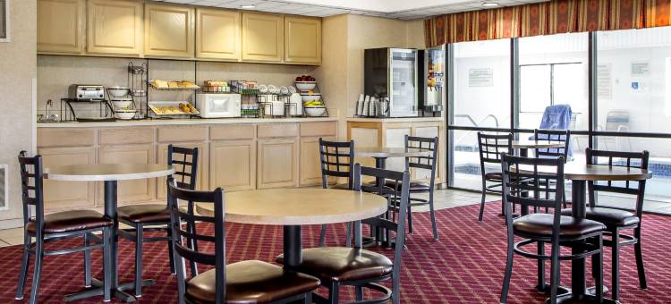 钱伯斯堡I-81温德姆速8酒店(Super 8 by Wyndham Chambersburg I-81)图片