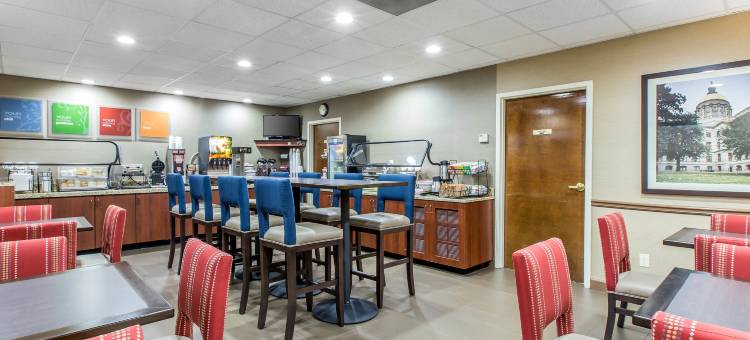 桃树角落舒适套房酒店(Comfort Inn & Suites Peachtree Corners)图片