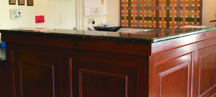 巴尔的摩北怀特马什拉昆塔温德姆套房酒店(La Quinta Inn & Suites by Wyndham Baltimore N / White Marsh)图片