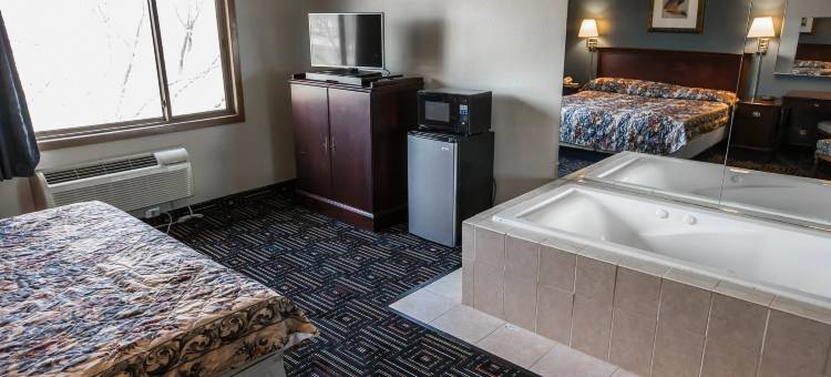 乔利埃特温德姆呗盟酒店(Baymont by Wyndham Joliet)图片