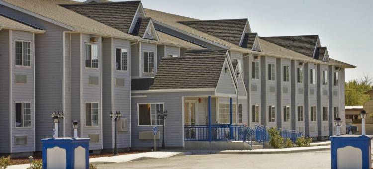 法伦NAS附近凯艺套房酒店(Quality Inn & Suites Near Nas Fallon)图片