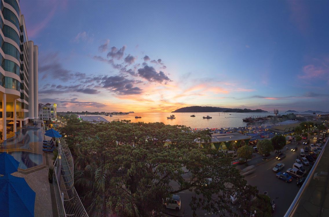 Le Meridien Kota Kinabalu, Hotel reviews and Room rates
