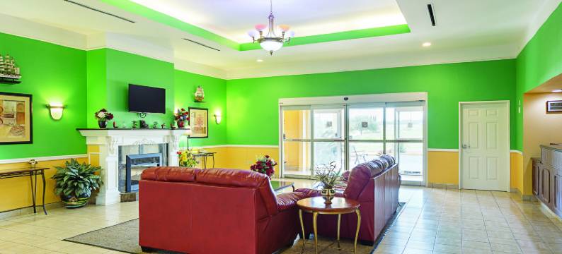 布伦纳姆呗盟酒店(Baymont by Wyndham Brenham)图片