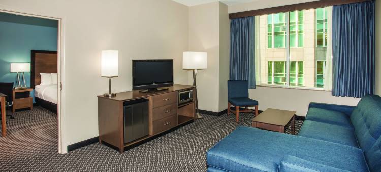 芝加哥市区拉昆塔温德姆套房酒店(La Quinta by Wyndham Chicago Downtown)图片