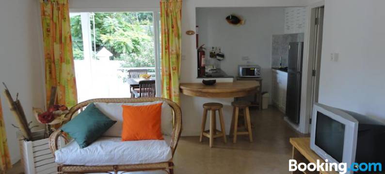 太阳鸟简易别墅酒店(Sunbird Bungalow)图片