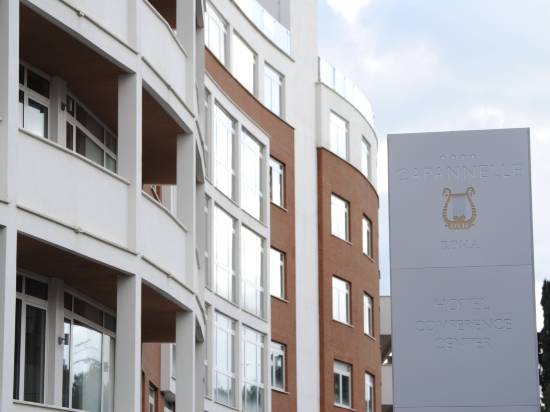 羅馬卡潘尼爾酒店