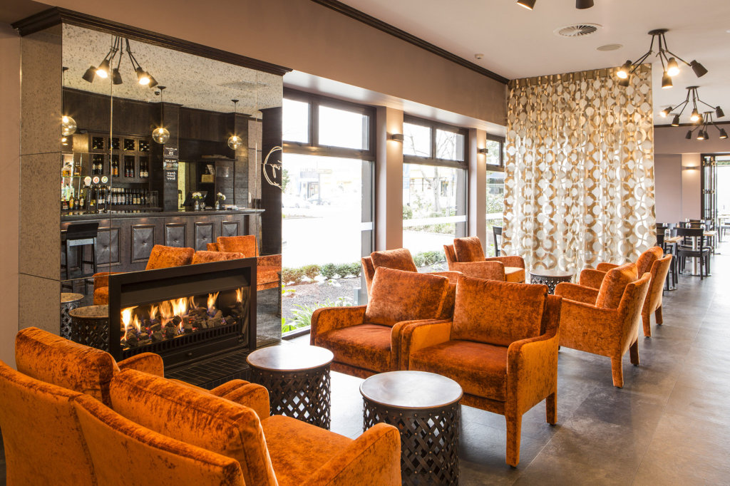 Hotel Elms Christchurch, Ascend Hotel Collection Over view