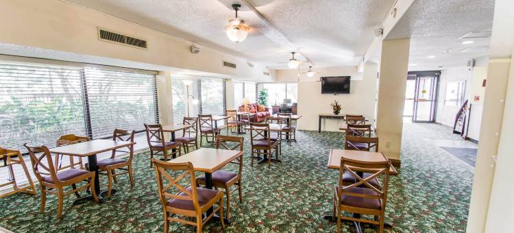 杰克逊维尔橙园凯艺酒店(Quality Inn Orange Park Jacksonville)图片