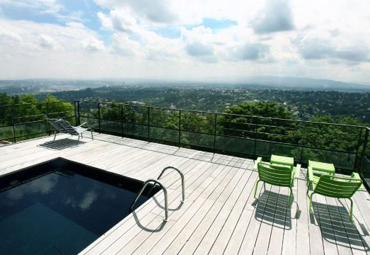 L'Ermitage Hôtel Cuisine-À-MangerHotel Overview