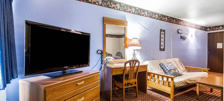 罗德威旅馆及套房麦迪逊东(Rodeway Inn & Suites Madison East)图片