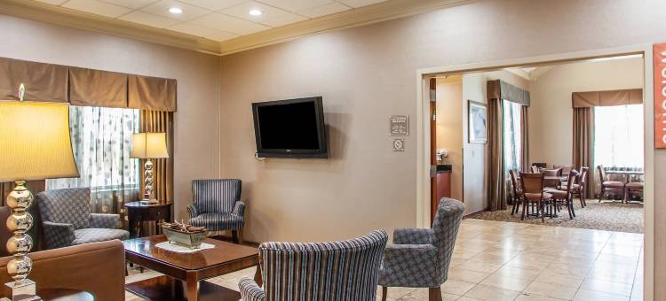 塔斯坎比亚-马斯尔肖尔斯舒适套房酒店(Comfort Inn and Suites - Tuscumbia/Muscle Shoals)图片