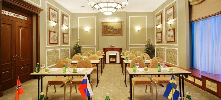 丽柏酒店-摩尔曼斯科珀丽阿尔尼苏里(Cosmos Murmansk Hotel)图片